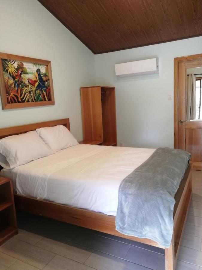 Playa Blanca Macaw Hotel Conte Buitenkant foto